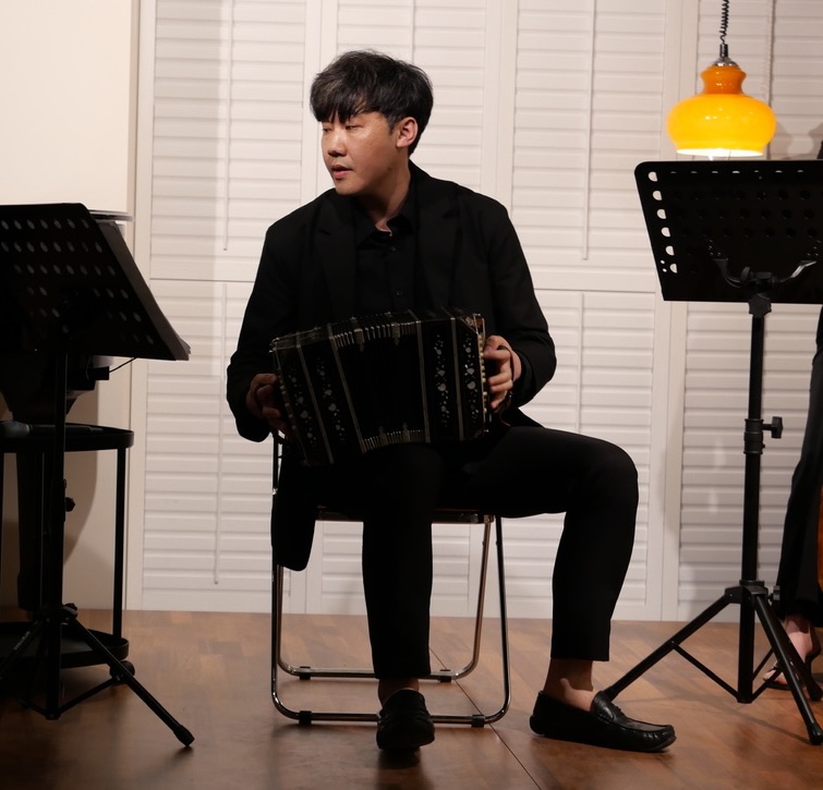 Gukju Kim